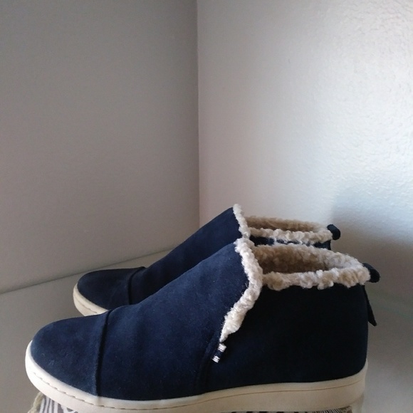 Ellen Degeneres wintry ankle boot - Picture 3 of 5